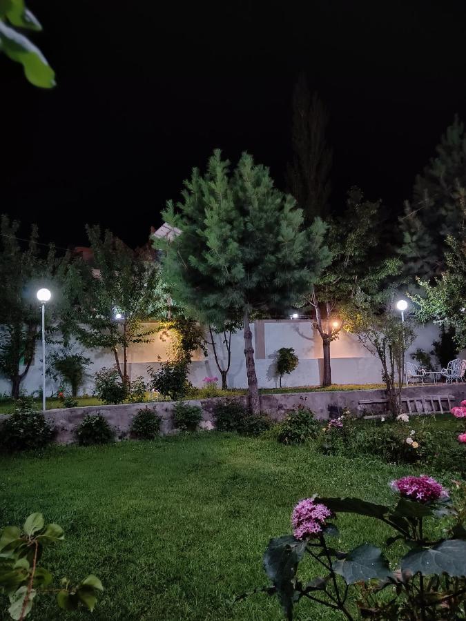 Taaj Residence Skardu Eksteriør bilde