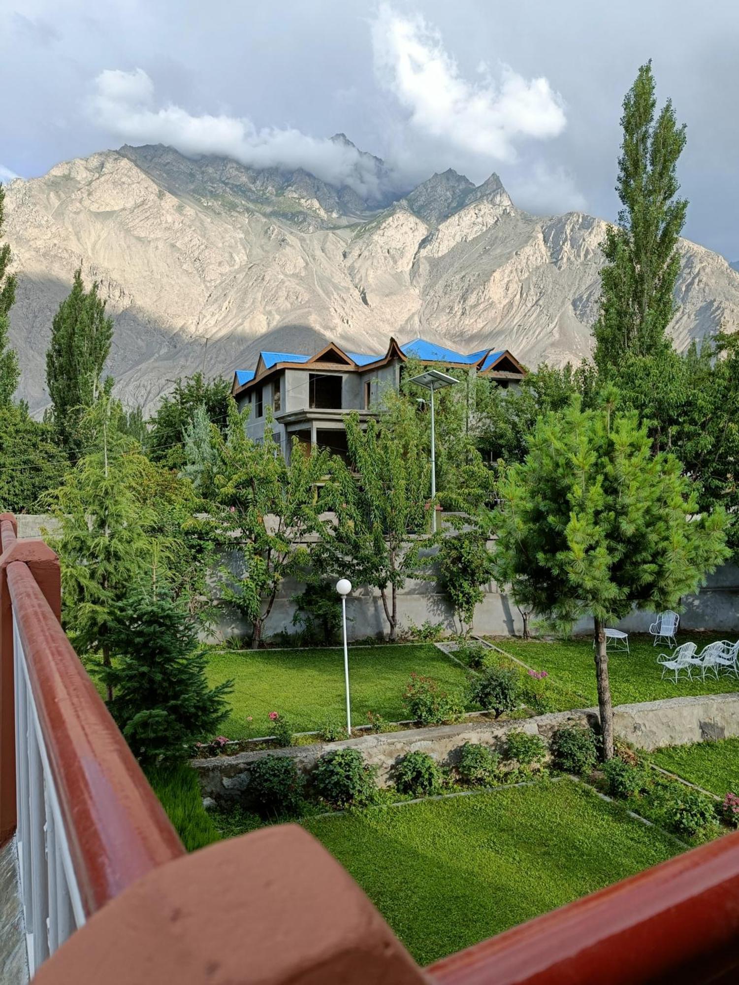 Taaj Residence Skardu Eksteriør bilde